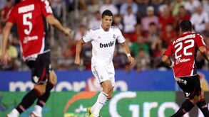 Real Madrid e Barça favoritos