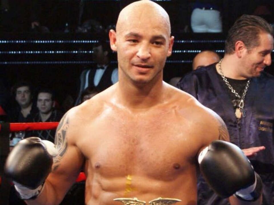 kickboxing: Arnaldo Silva conquista título mundial