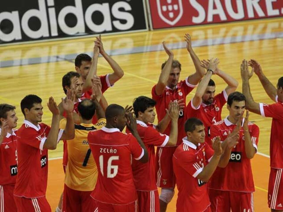 Benfica bate Ac. Espinho