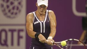 Stosur vence jogo mais equilibrado do primeiro dia