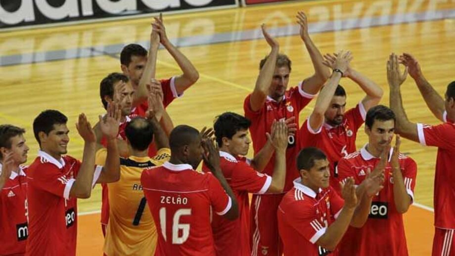 Benfica bate Ac. Espinho