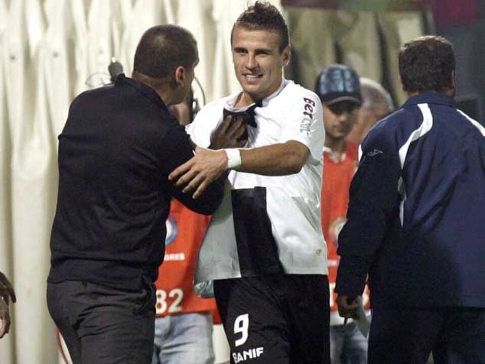 Nacional favorito para o dérbi da ilha