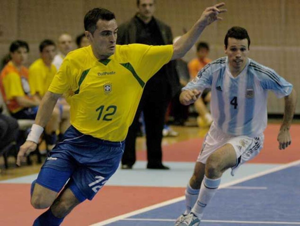 Falcão muda-se para o Santos