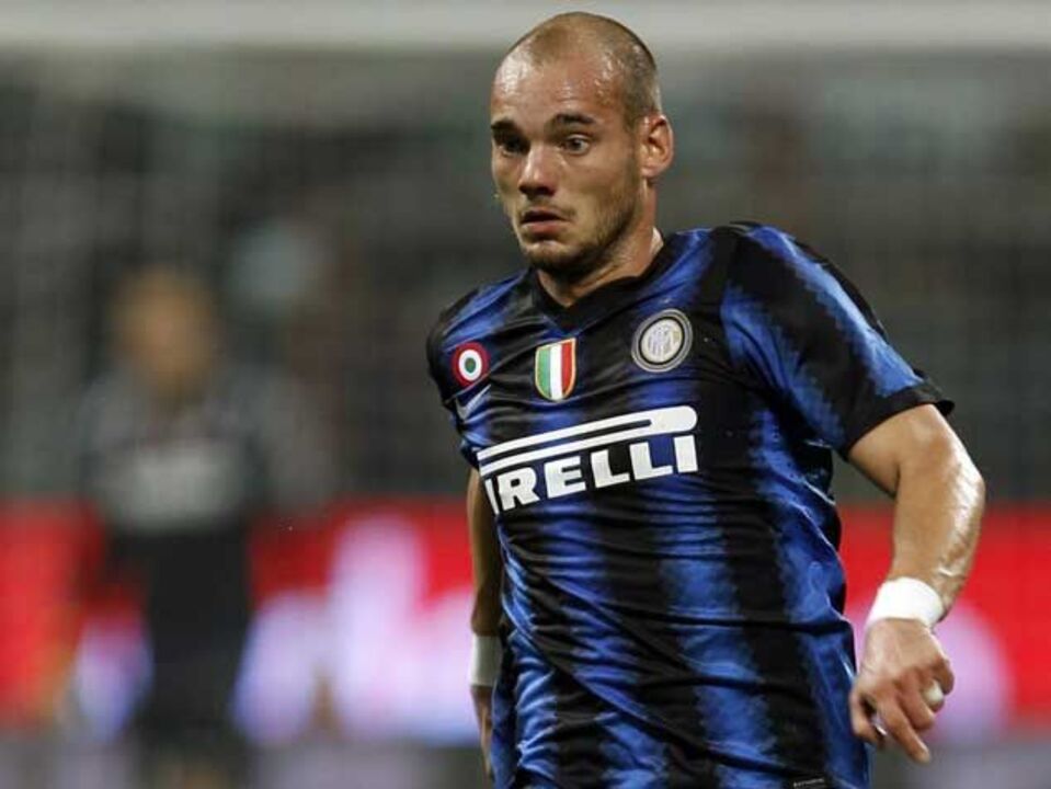 Sneijder favorito para a Bola de Ouro