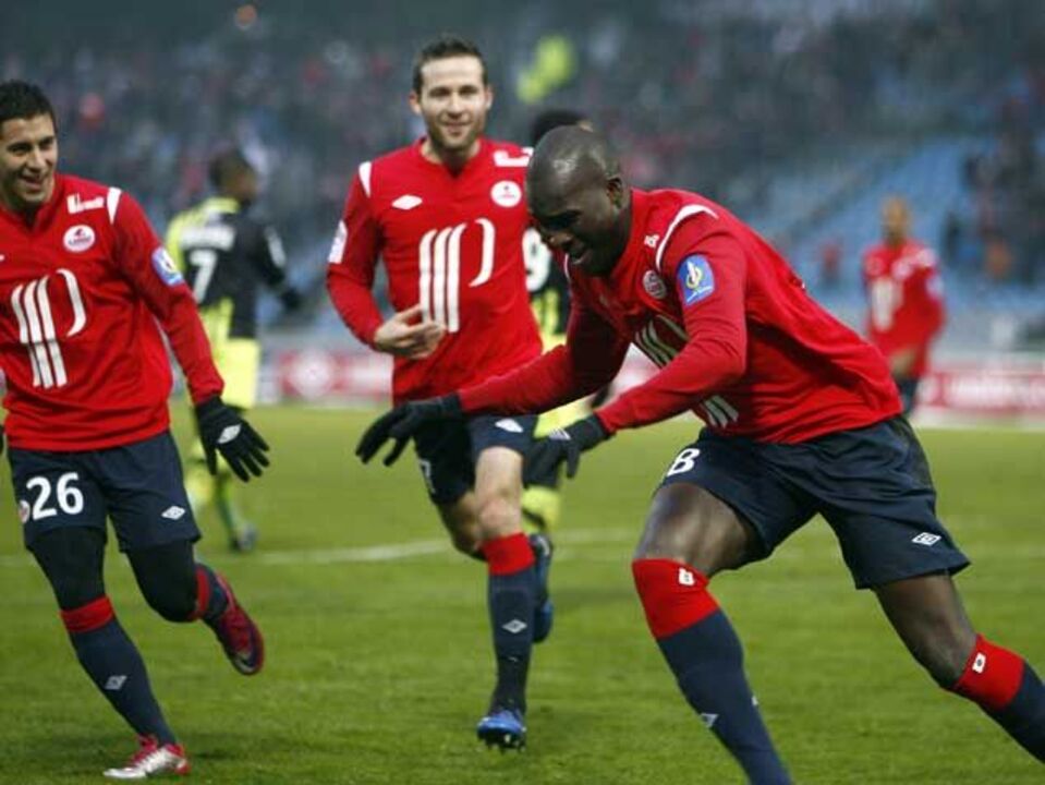 Lille chega à liderança provisória 