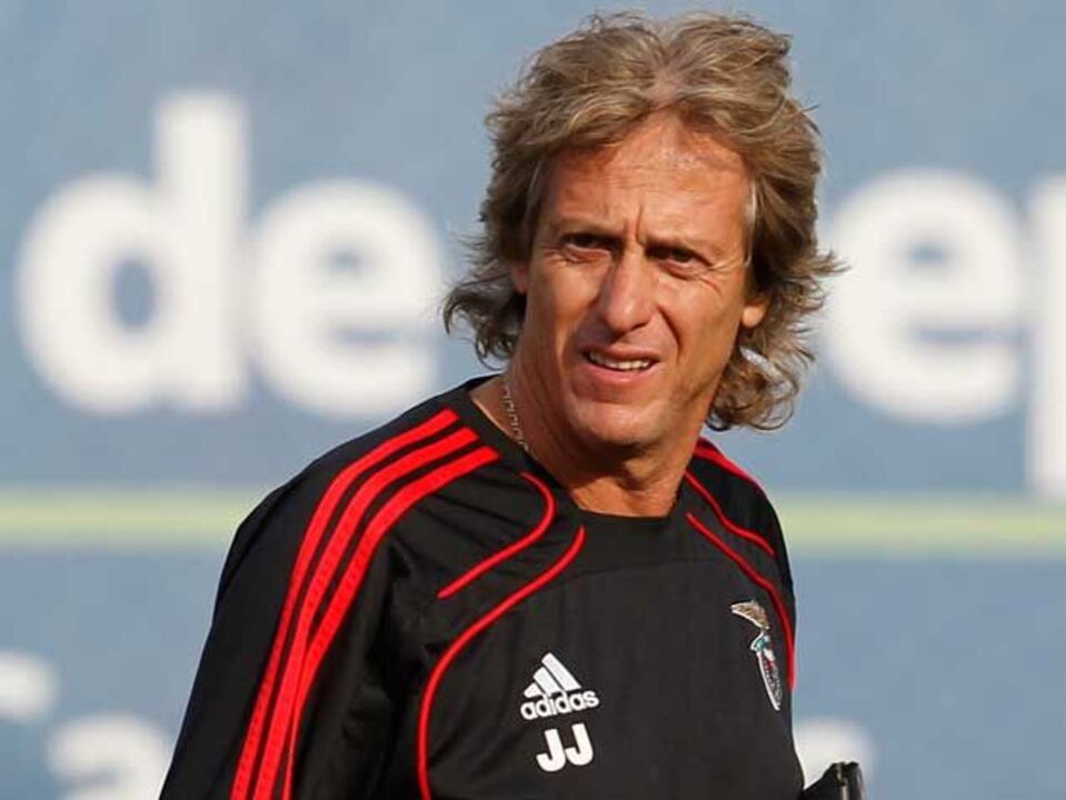 Titulares em recuperação no regresso ao trabalho