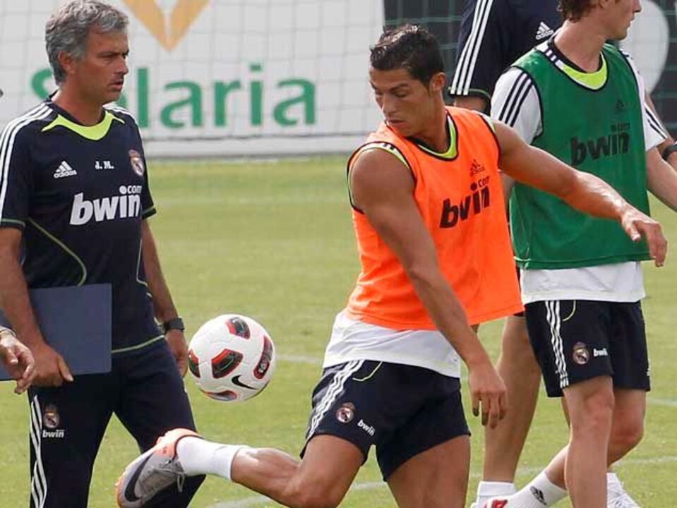 Ronaldo às ordens de Mourinho