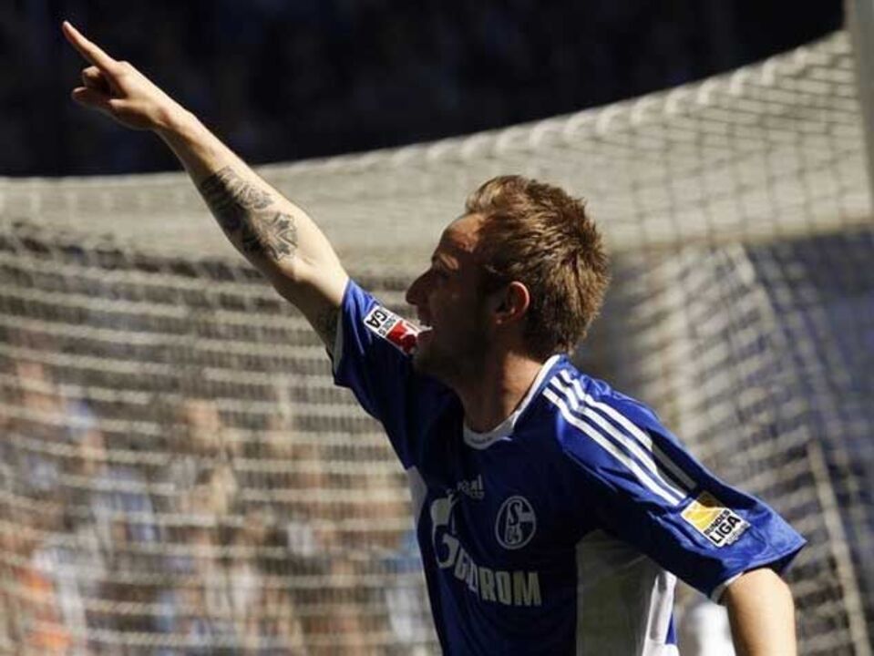 Rakitic para render Simão