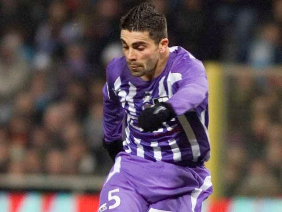 Paulo Machado marca dois na vitória do Toulouse