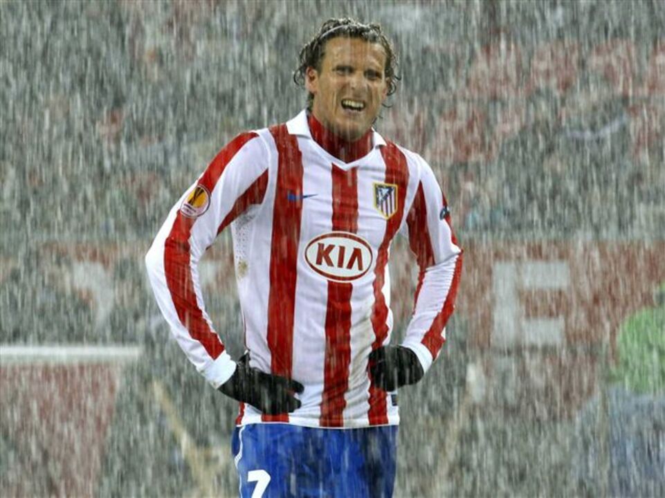 Fórlan parado duas semanas