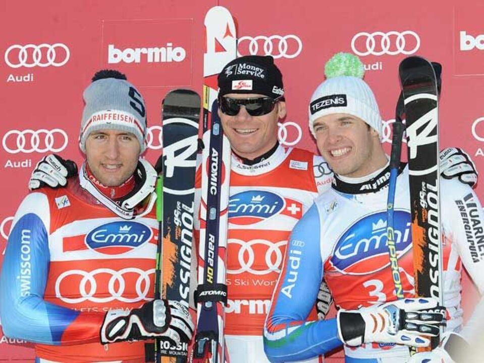 Esqui Alpino: Walchhofer faz história em Bormio