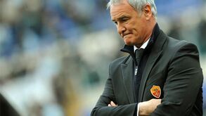 Claudio Ranieri tem ataque de fúria