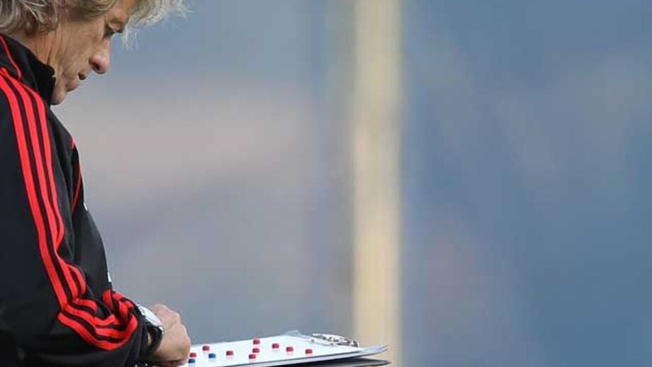 Técnico ainda procura estabilidade perdida