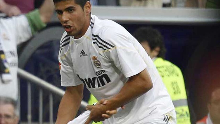 Juanfran solução para a defesa