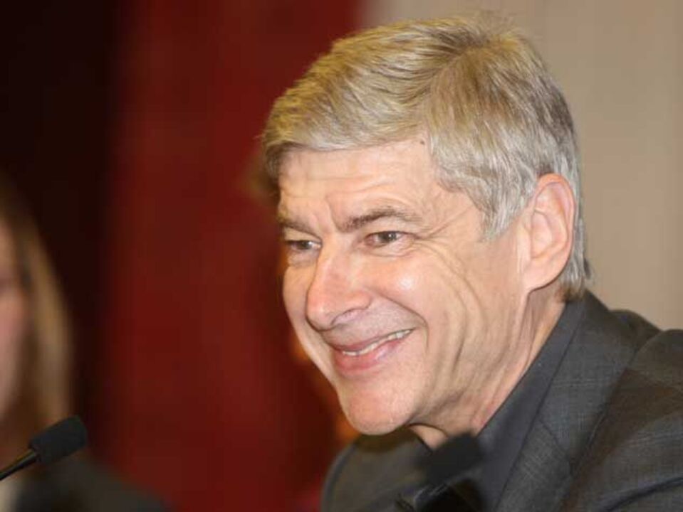 Wenger melhor treinador da década segundo IFFHS