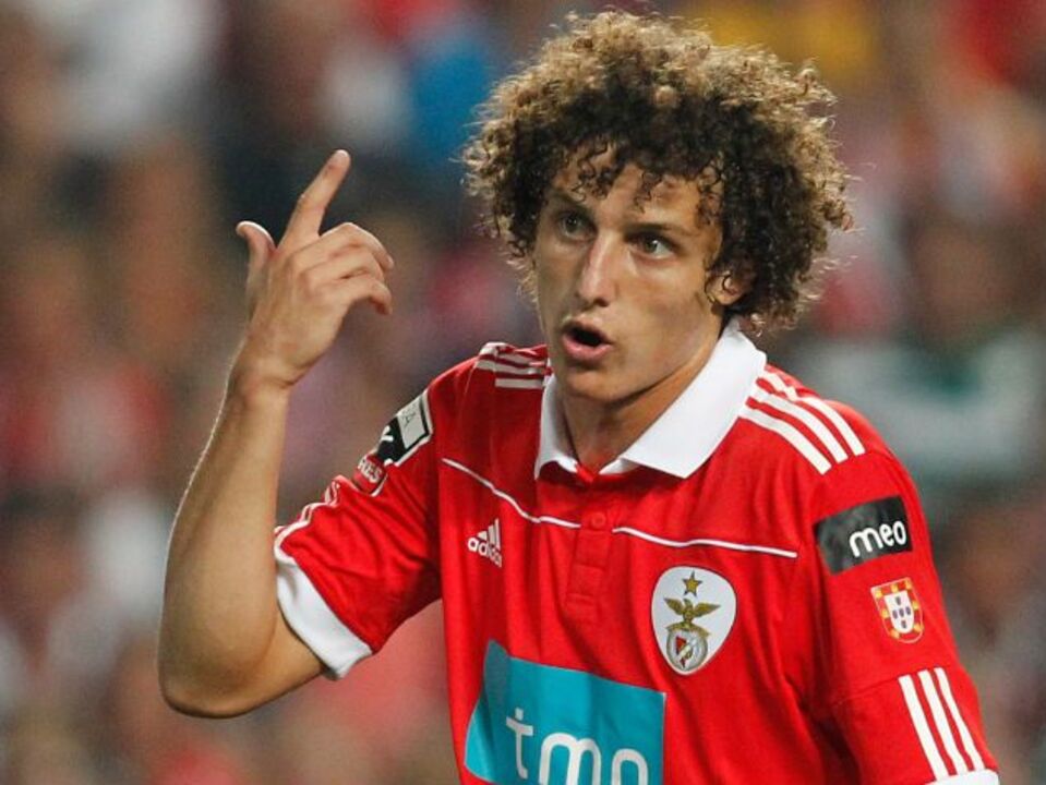 Águias informam CMVM de negociações com Chelsea