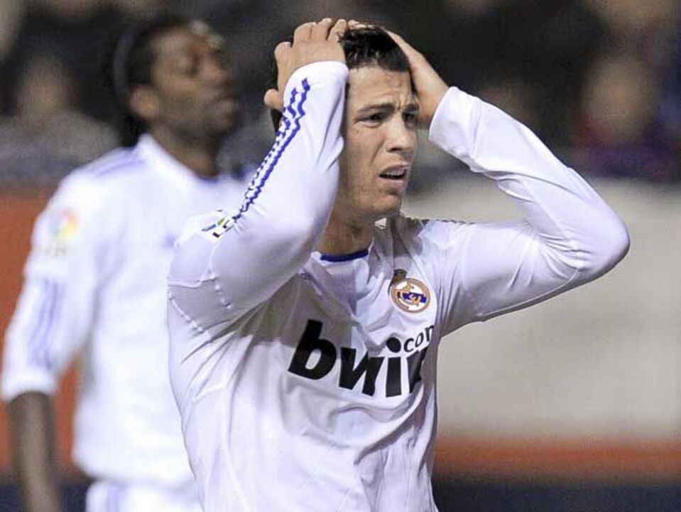 Ronaldo chora morte do tio