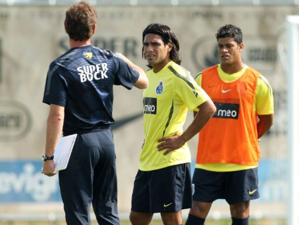 Villas-Boas não desfaz dúvidas sobre Falcão