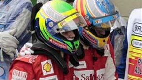 Alonso e Vettel favoritos para 2011