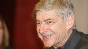Wenger melhor treinador da década segundo IFFHS