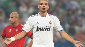 Pepe vai parar 1 mês