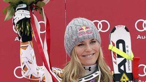 Esqui Alpino: Lindsey Vonn brilha em Itália