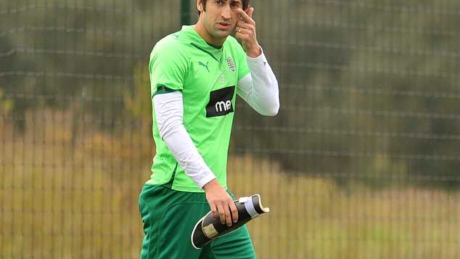 Contactos com o Celtic por Caneira e Samaras