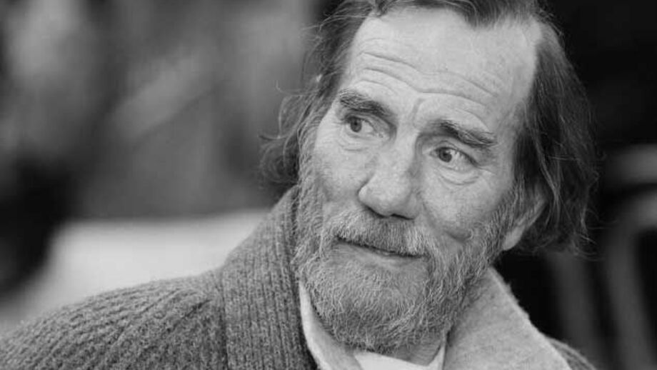 Morreu Pete Postlethwaite