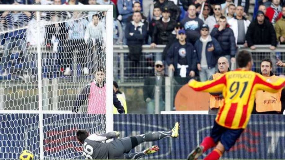 Lazio atrasa-se na corrida pelo título