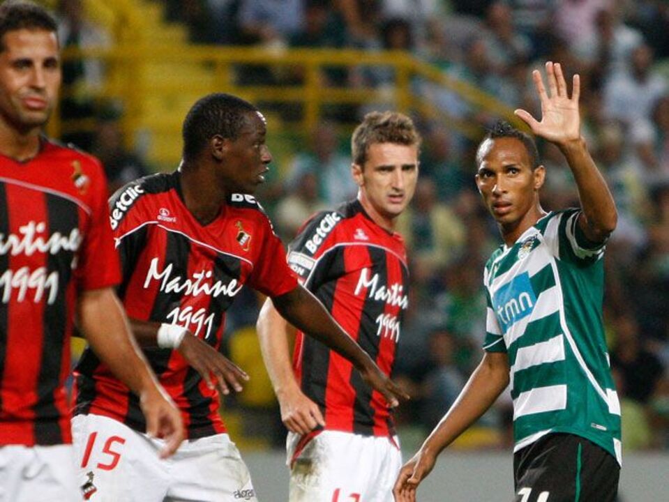 Saída de Liedson cria apreensão no balneário
