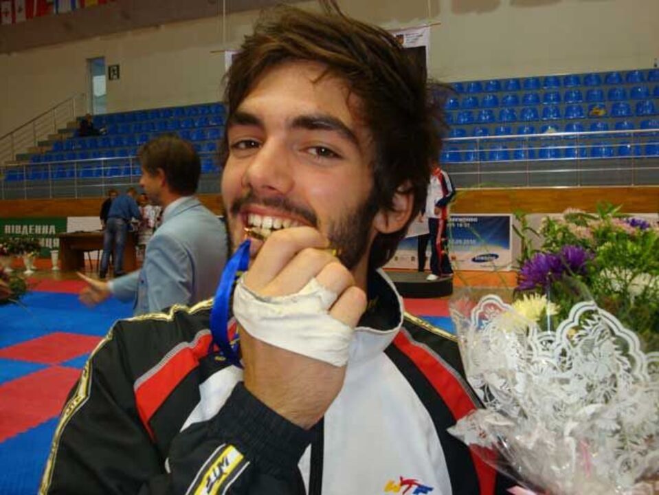 Taekwondo: Ouro a duplicar no Open da Suécia