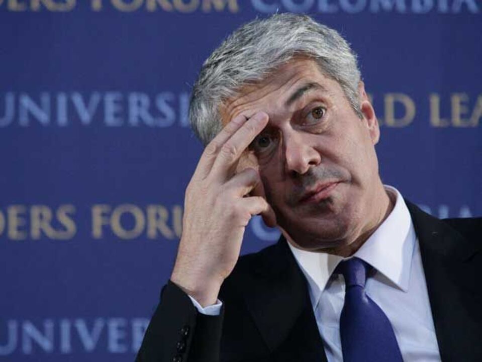 Irá o governo de Sócrates cair?