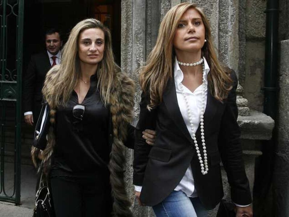 Carolina Salgado indemniza líder dos Superdragões