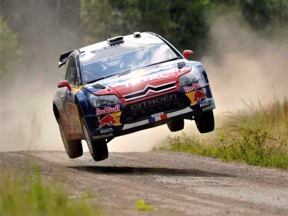 Loeb acelera para oitava conquista