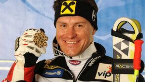 Esqui alpino: Ivica Kostelic falha mundial