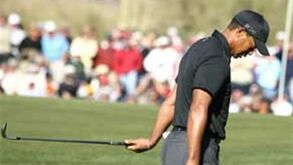 Golfe: Tiger Woods eliminado à 1.ª 