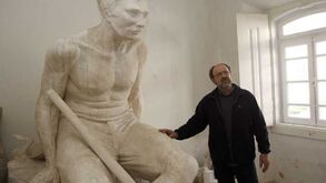 Uma alegoria gigante com grande impacto