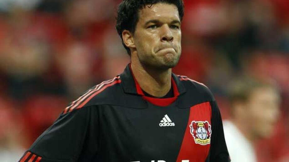 Michael Ballack volta a parar