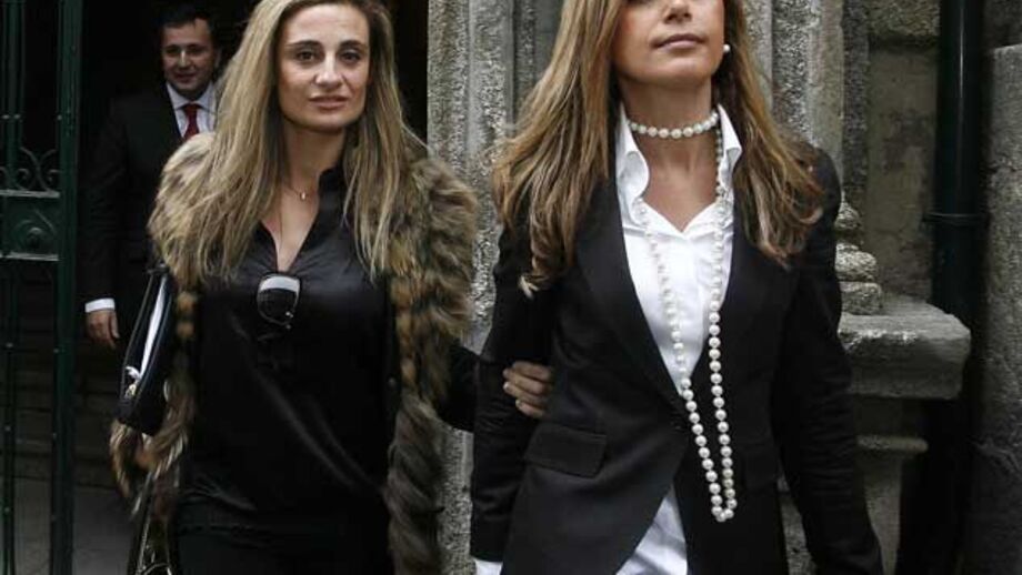 Carolina Salgado indemniza líder dos Superdragões