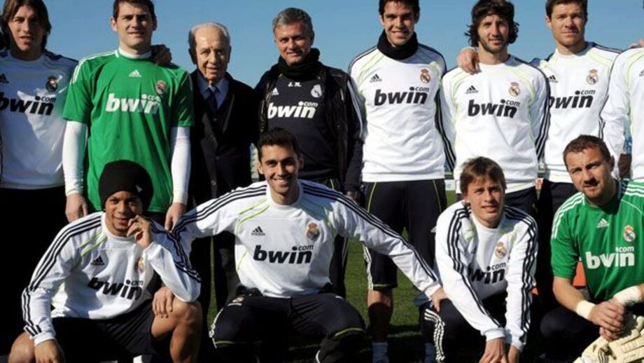 Shimon Peres visita cidade desportiva de Valdebebas
