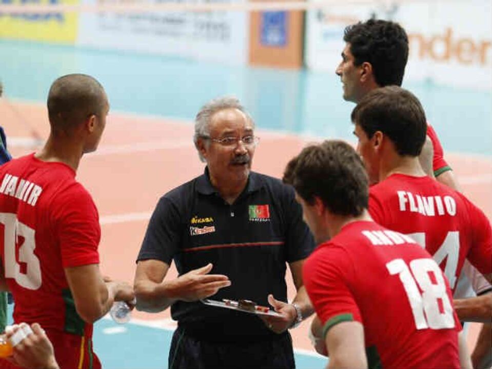 Portugal regressa à Liga Mundial