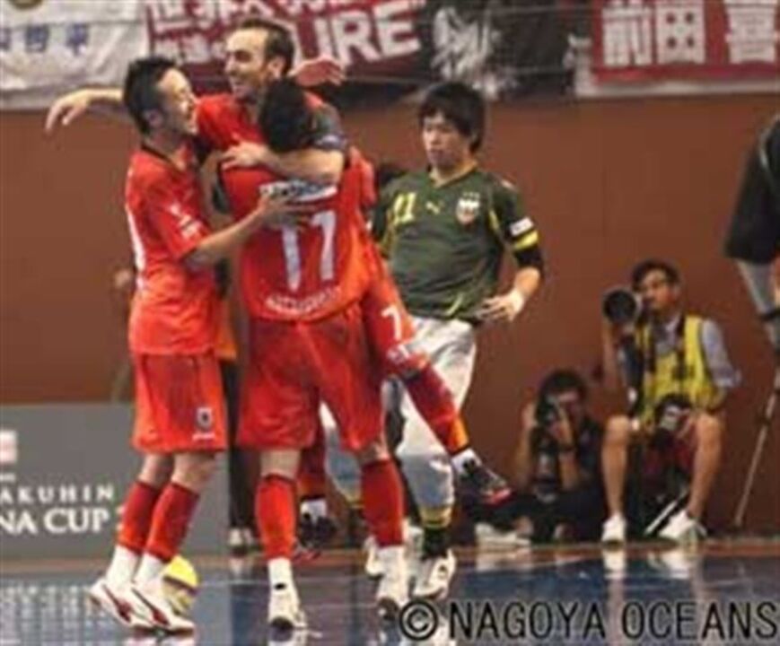 Ricardinho: «Aqui tratam-nos como ídolos»