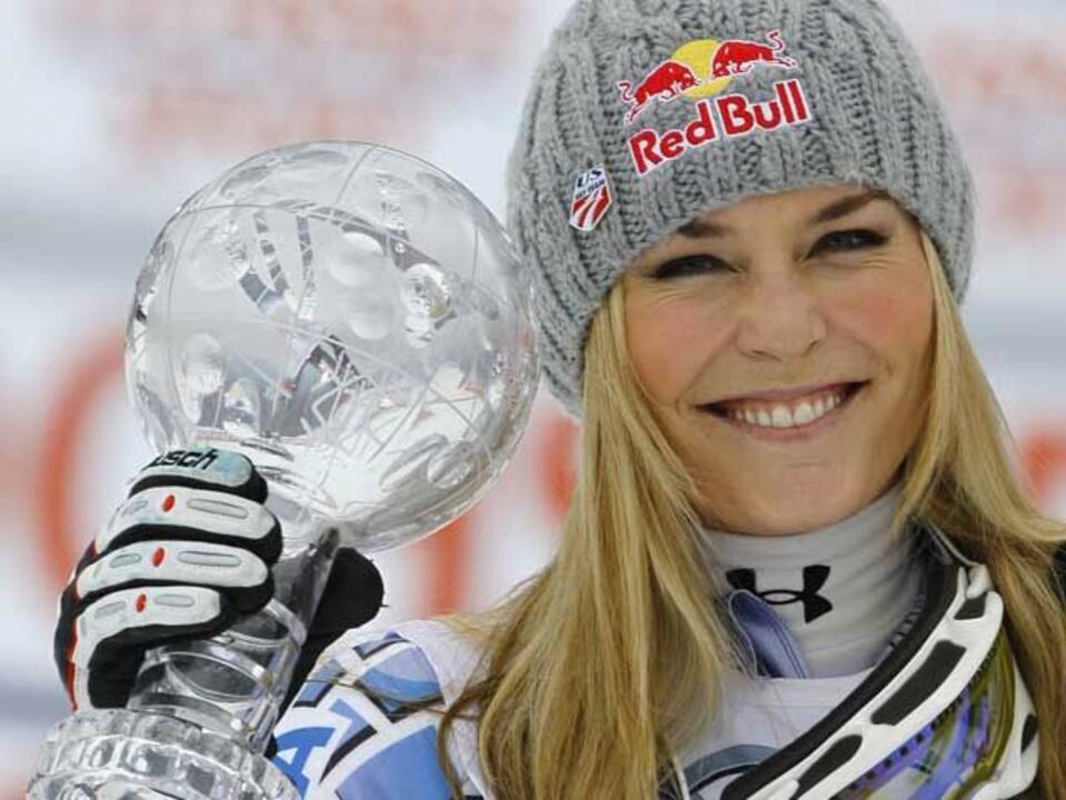 Esqui alpino: Lindsey Vonn assume liderança da Taça do Mundo