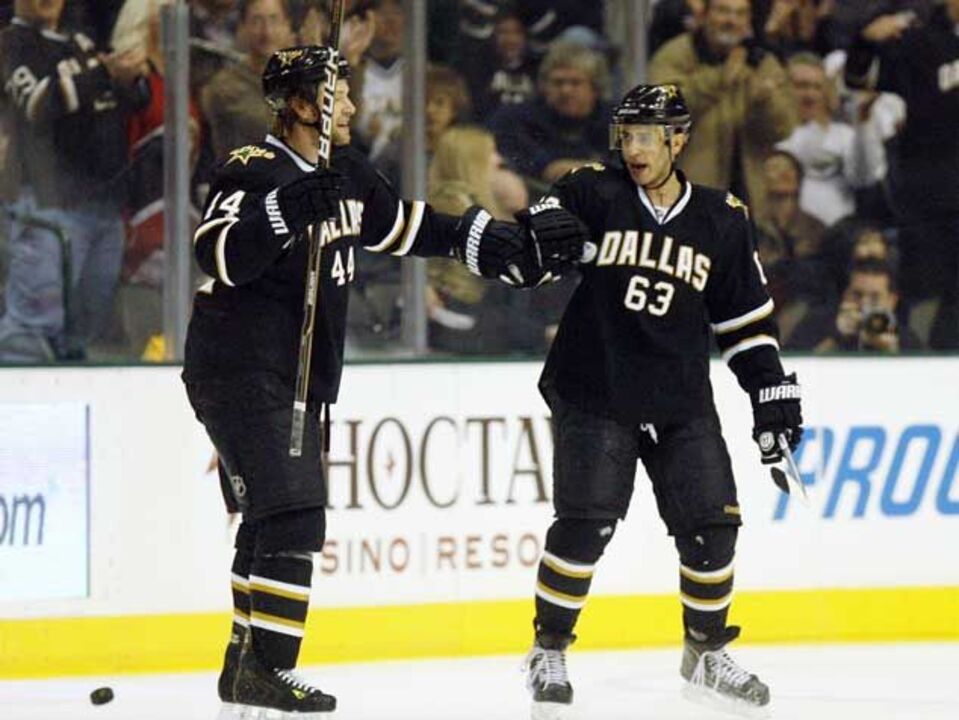 NHL: Blackhawks humilhados em Dallas