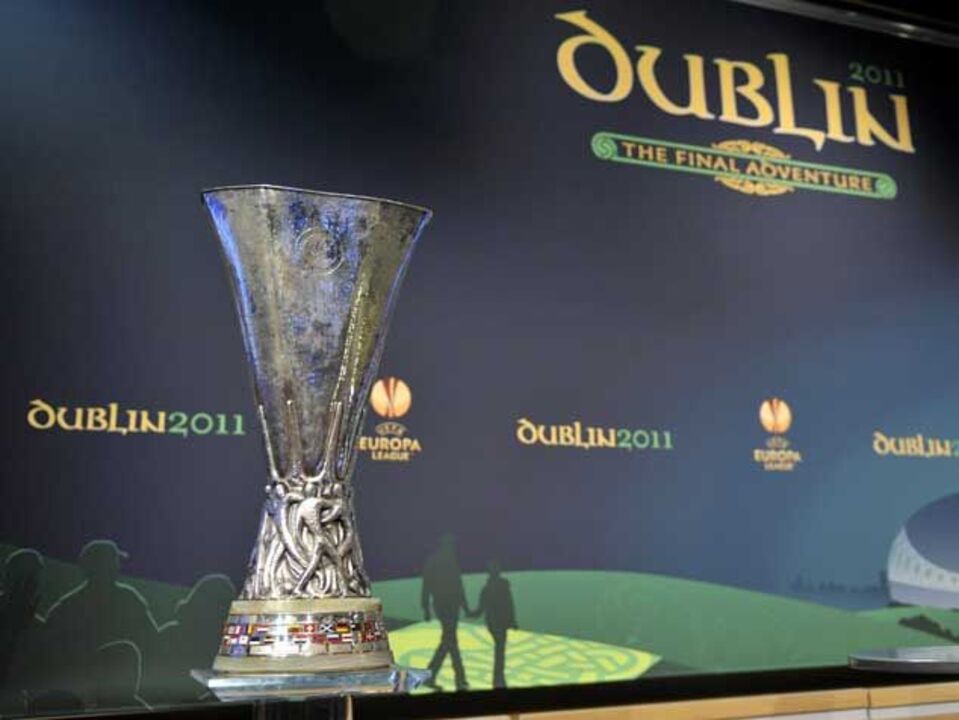 Águias e dragões favoritos na Liga Europa