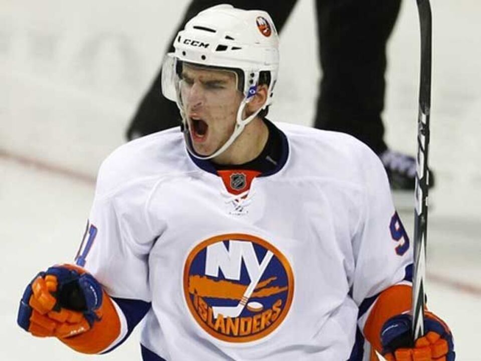 NHL: Golo de Tavares não evita derrota dos Islanders