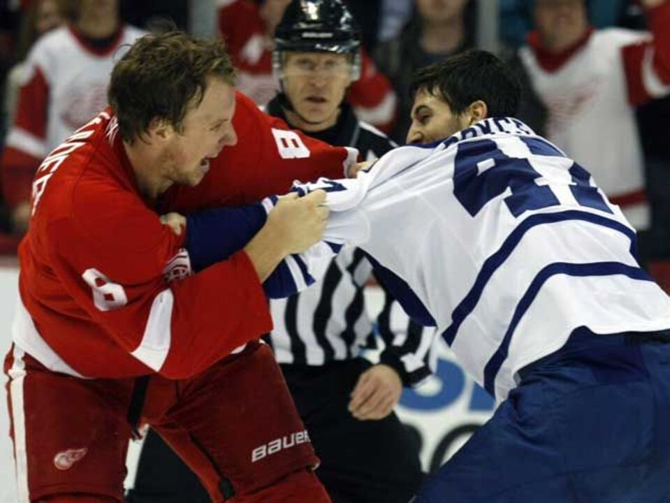 NHL: Red Wings de regresso às vitórias