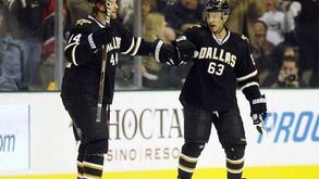NHL: Blackhawks humilhados em Dallas