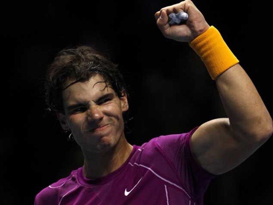 Nadal favorito para travar imparável Djokovic