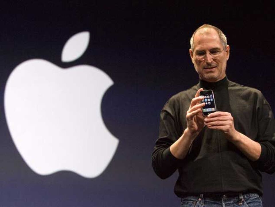 Fundador da Apple autoriza biografia